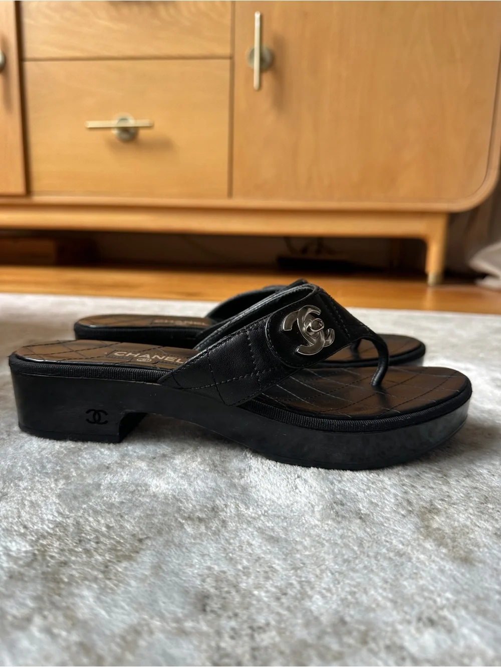 Chanel Black Quilted Leather CC Thong Sandals – Size 38.5